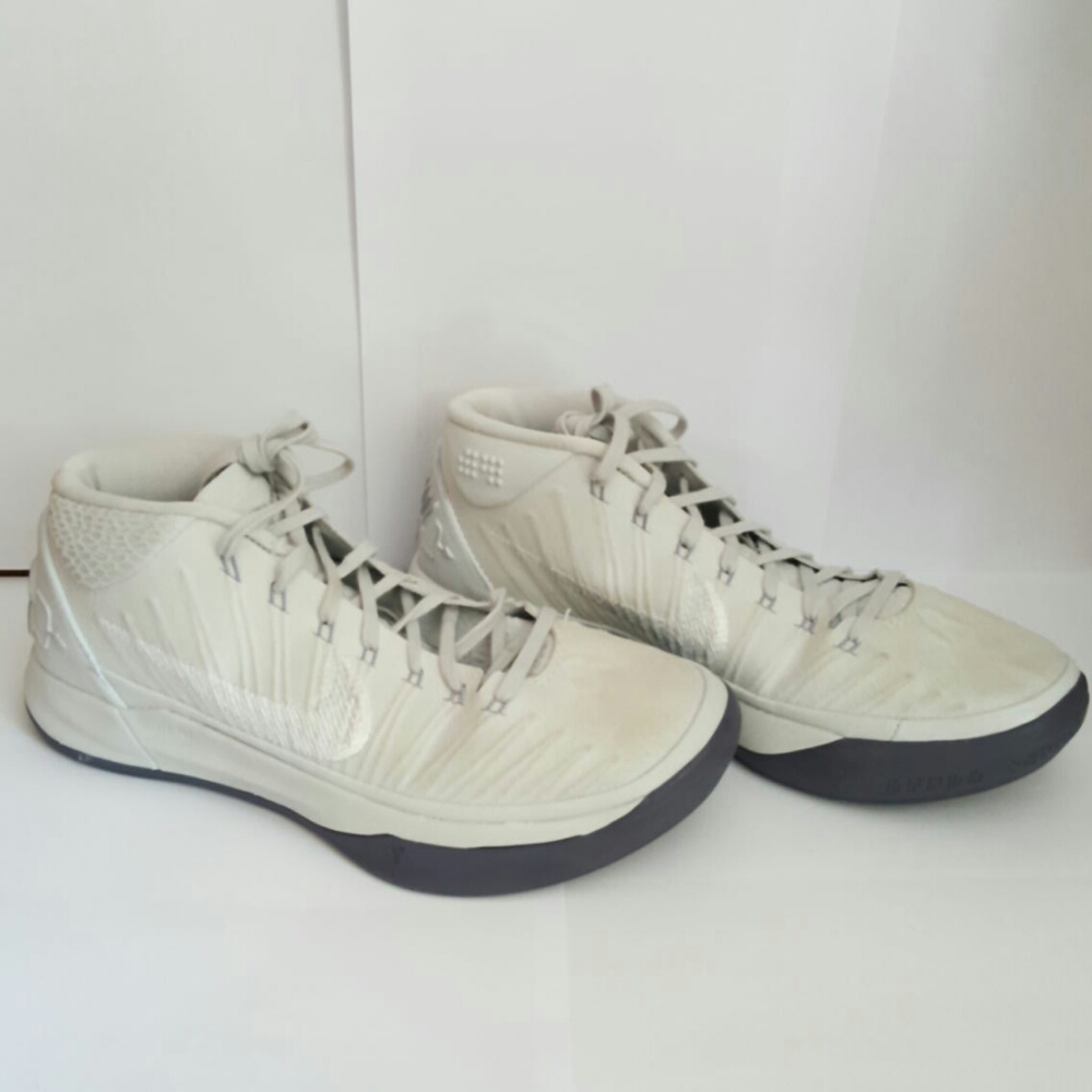 Nike Men's Kobe A.D. Mid Pure Platinum 922482-004 White Sz 8.5 *See Pics*